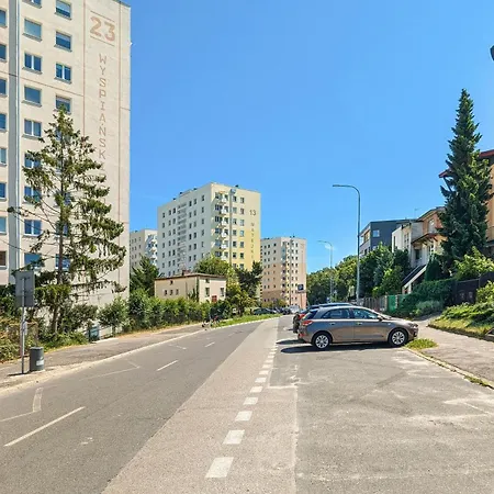 Wyspianskiego Bright & Comfortable With A Sea View By Renters Gdynia