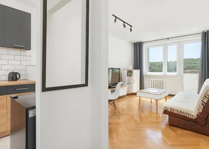 Wyspianskiego Bright & Comfortable With A Sea View By Renters Gdynia